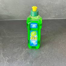 Die Flasche Fit Spülmittel Original steht auf einer Küchenarbeitsplatte