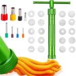 Fondant-Presse im Test: manuelle, grüne Fondant-Presse mit 20 Formen.