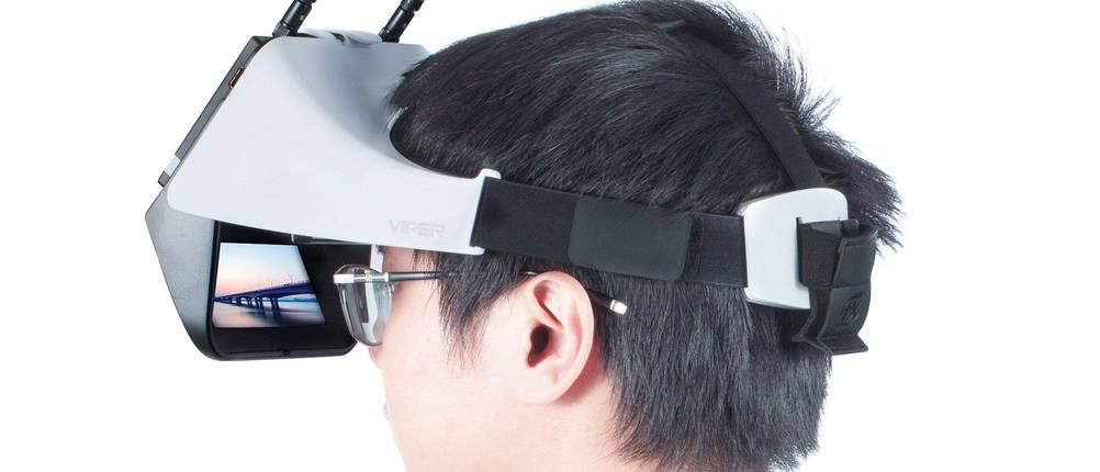 fpv-brille-brillenträger