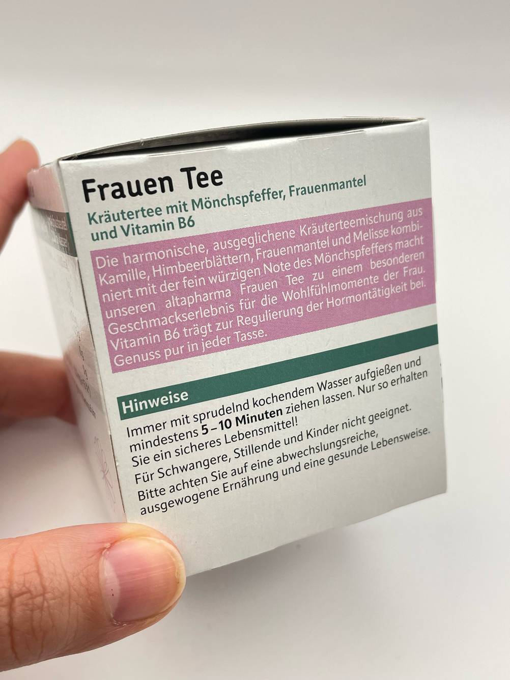 Frauenmanteltee getestet: Seitenansicht der Verpackung mit Hinweisen.
