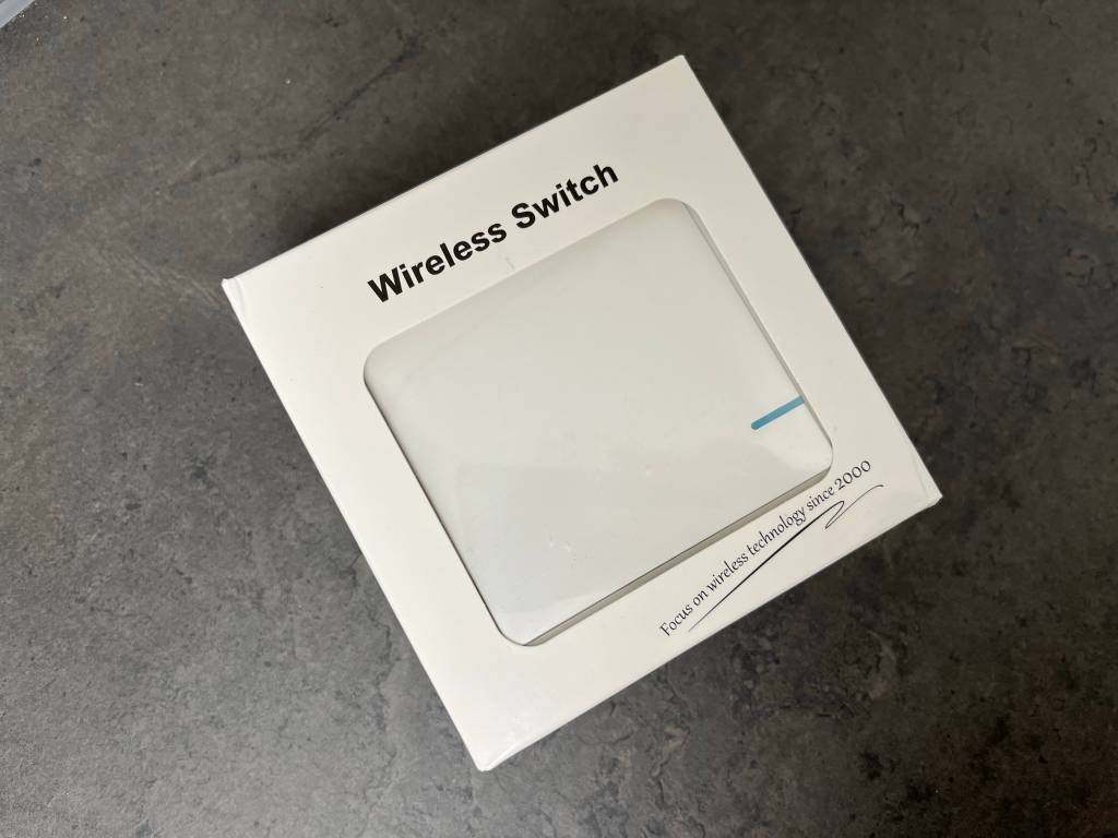 Funkschalter in der Original-Verpackung