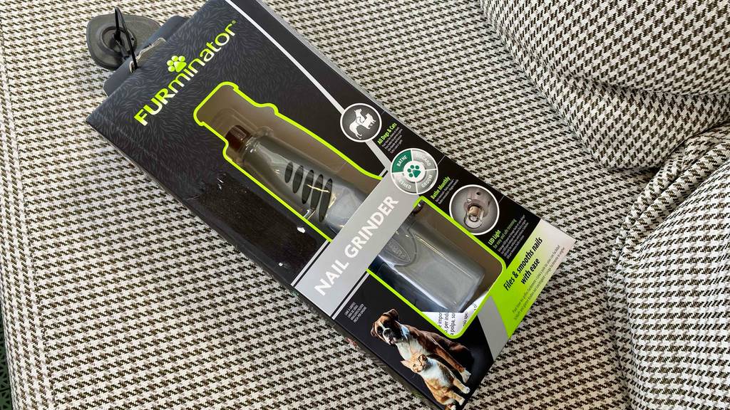 Im Test: Detailansicht eines verpackten Krallenschleifers für den Hunde.