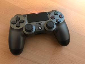 Moderne Gamepads sind komfortabel mittels Analog-Sticks sowie Steuerkreuz bedienbar.