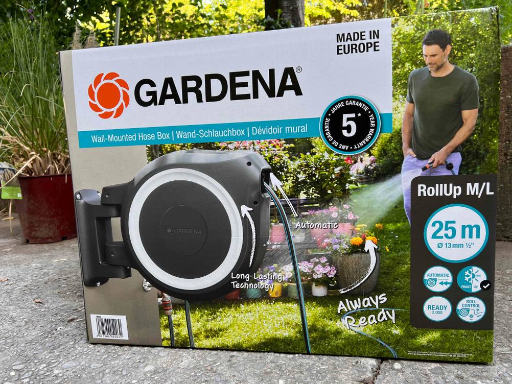 Gardena-Schlauchbox getestet: Vorderseite der Originalverpackung.