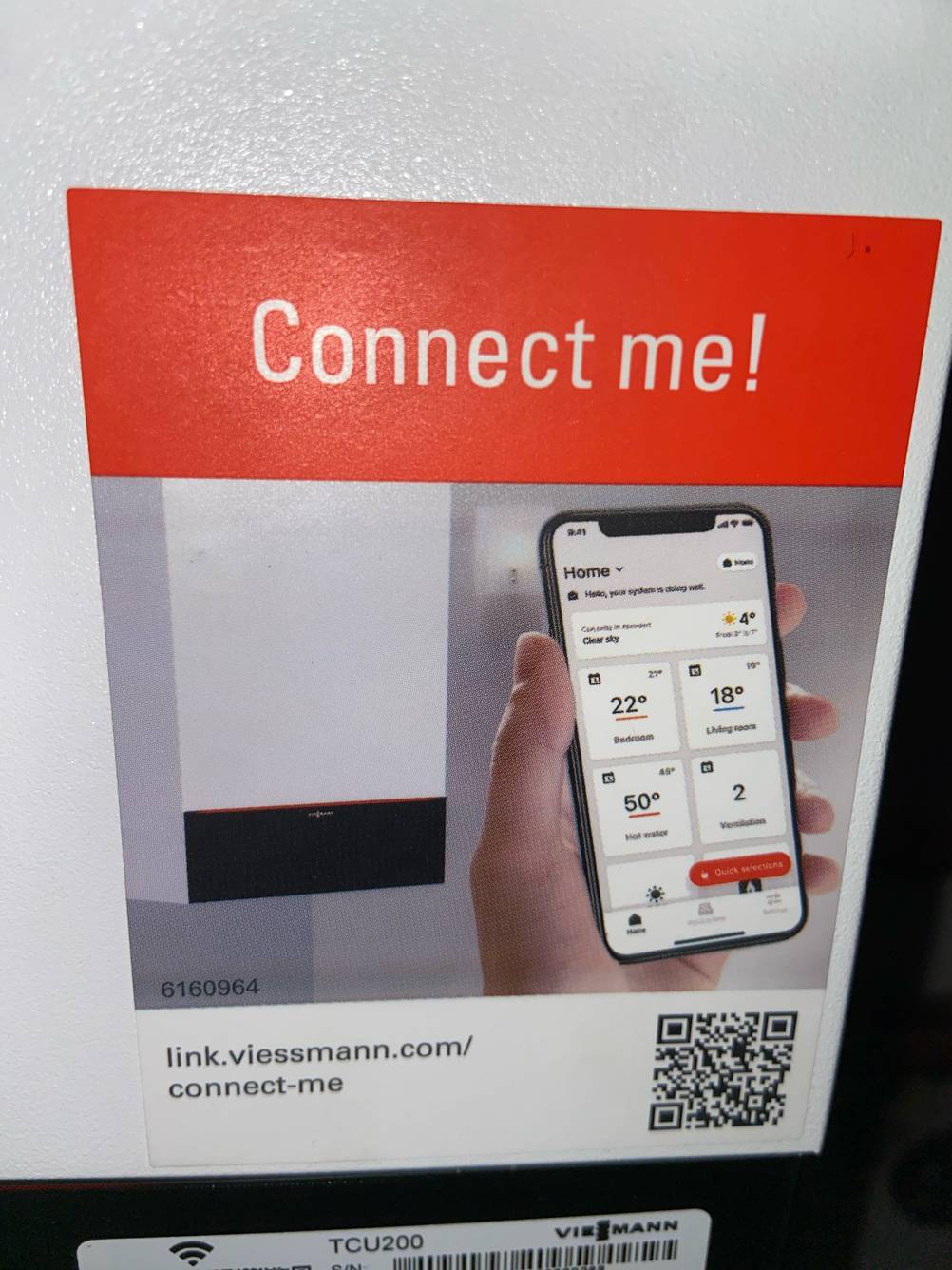 Grafik auf der getesteten Gastherme mit der Aufforderung zur App-Nutzung.