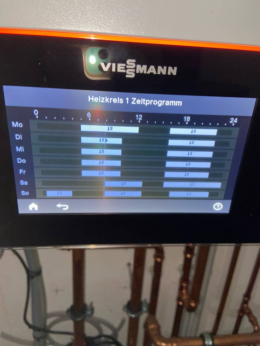 Gastherme getestet: Nahaufnahme des Displays am Gerät.