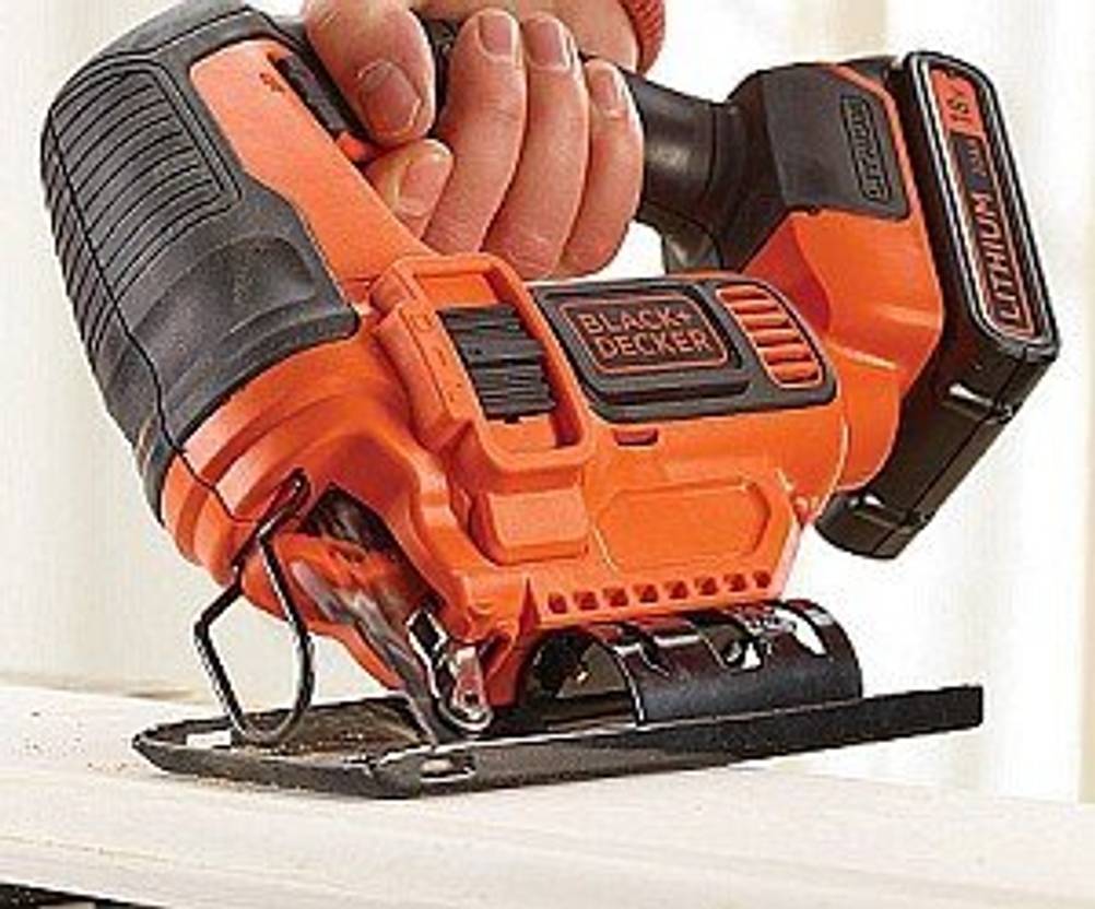 Gehrungsschnitt Brett Black+Decker