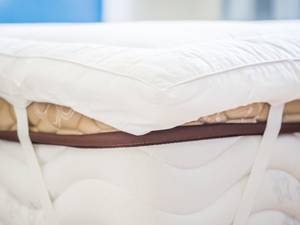 gelschaum-topper-welcher-topper-ist-der-richtige