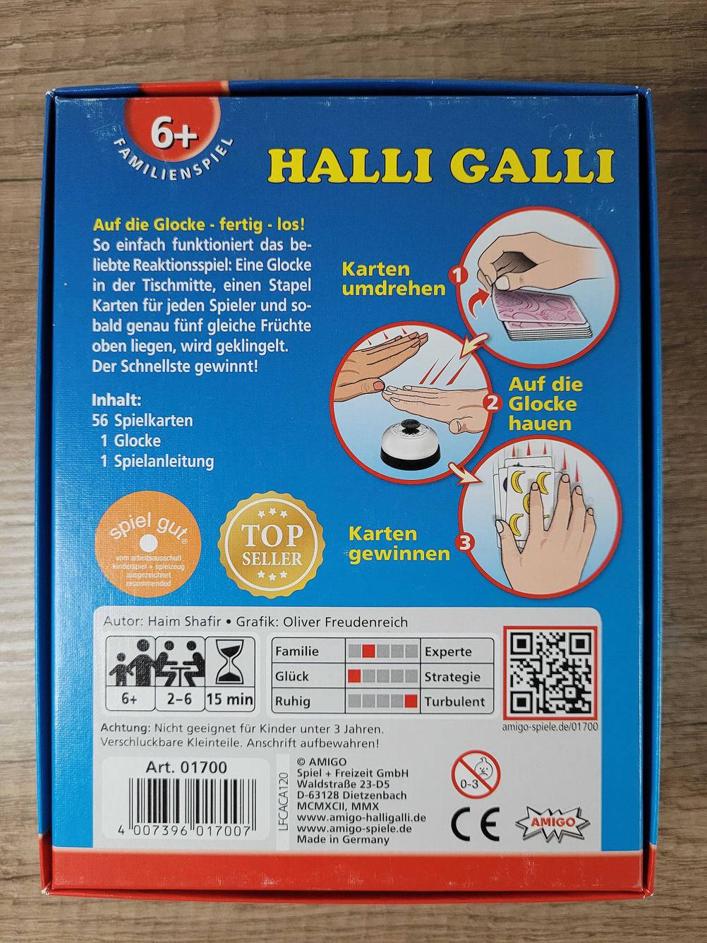 Gesellschaftsspiele im Test: Rückseite einer Packung Halli Galli.