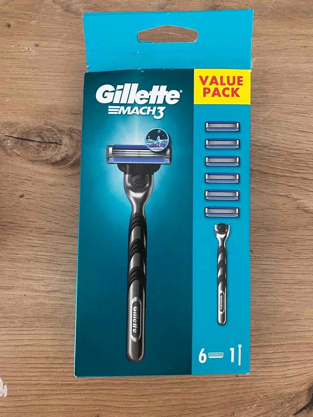 Gillette-Rasierklingen getestet: Die Verpackung von vorne.