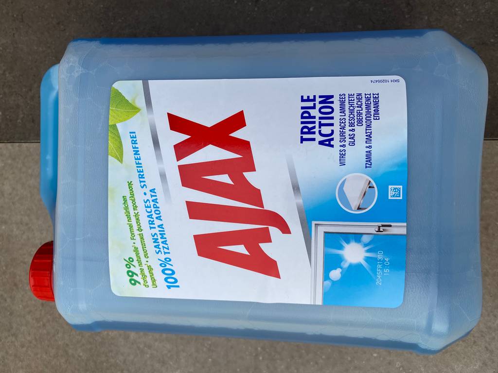Glasreiniger Ajax