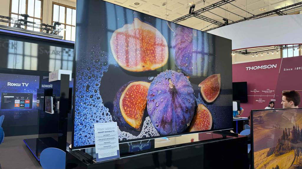 Auf dem getesteten 75-Zoll-Fernseher sind Feigen zu sehen.