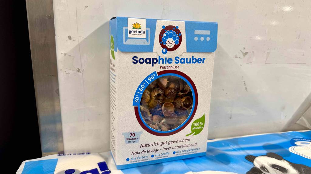 Waschnüsse-Test: Die Kartonverpackung hat einen wiederverschließbaren Deckel.