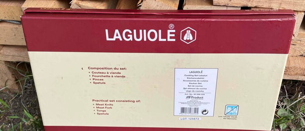 Grillbesteck im Test: Nahaufnahme der Rückseite.