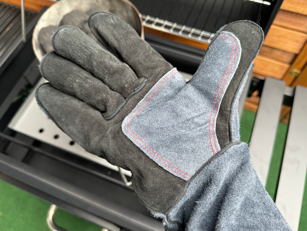 Innenseite der getesteten Grillhandschuhe von Rösle.