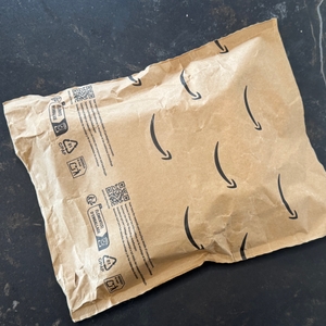 Verpackung der getesteten Grillhandschuhe von Weber.