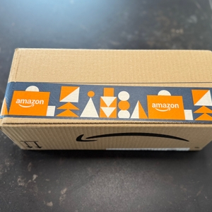 Verpackung des getesteten Grillreinigers von Weber.