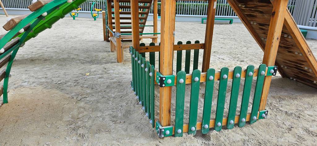 Spielturm getestet: Detailansicht des unteren Bereichs.
