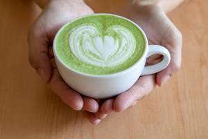 gruentee-als-matcha-latte