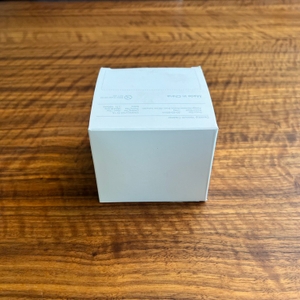 Gudoqi-Tischstaubsauger CE2382 in weißem Karton.