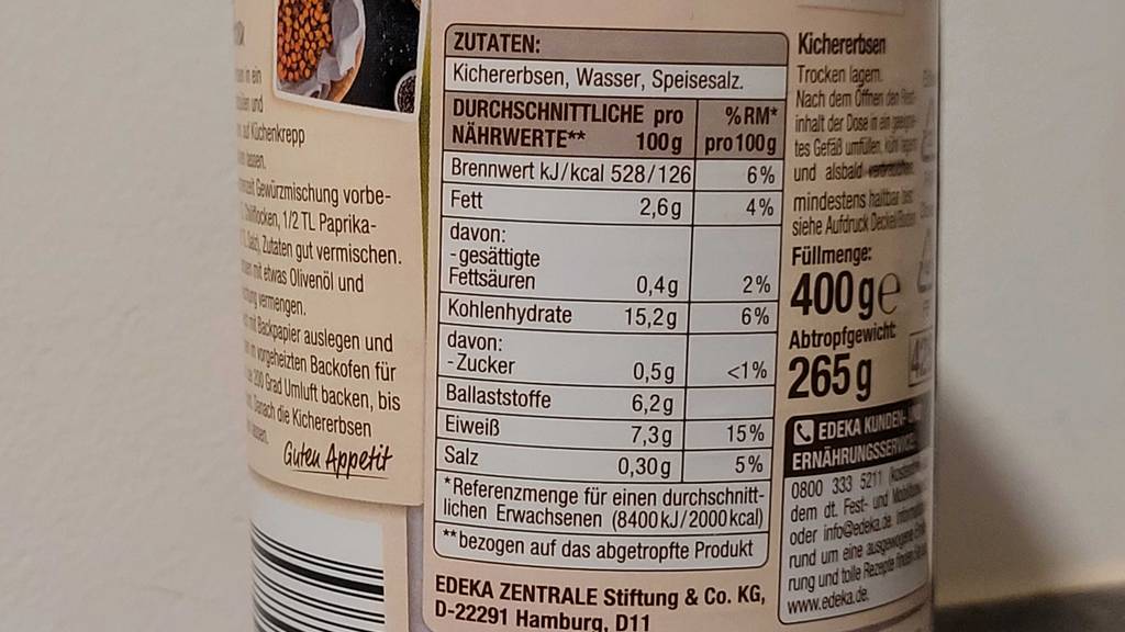 Kichererbsen in der Dose im Test: Detailansicht der Nährwerte auf einer 400-g-Dose.
