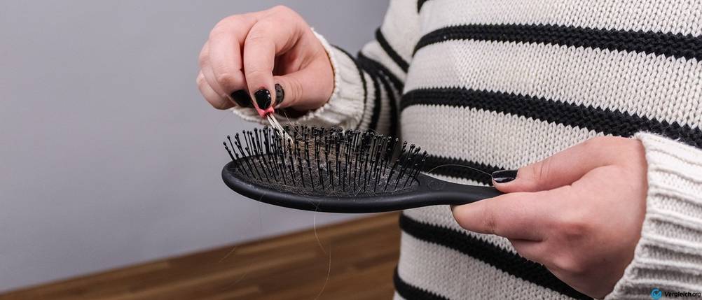 Haarbürste reinigen