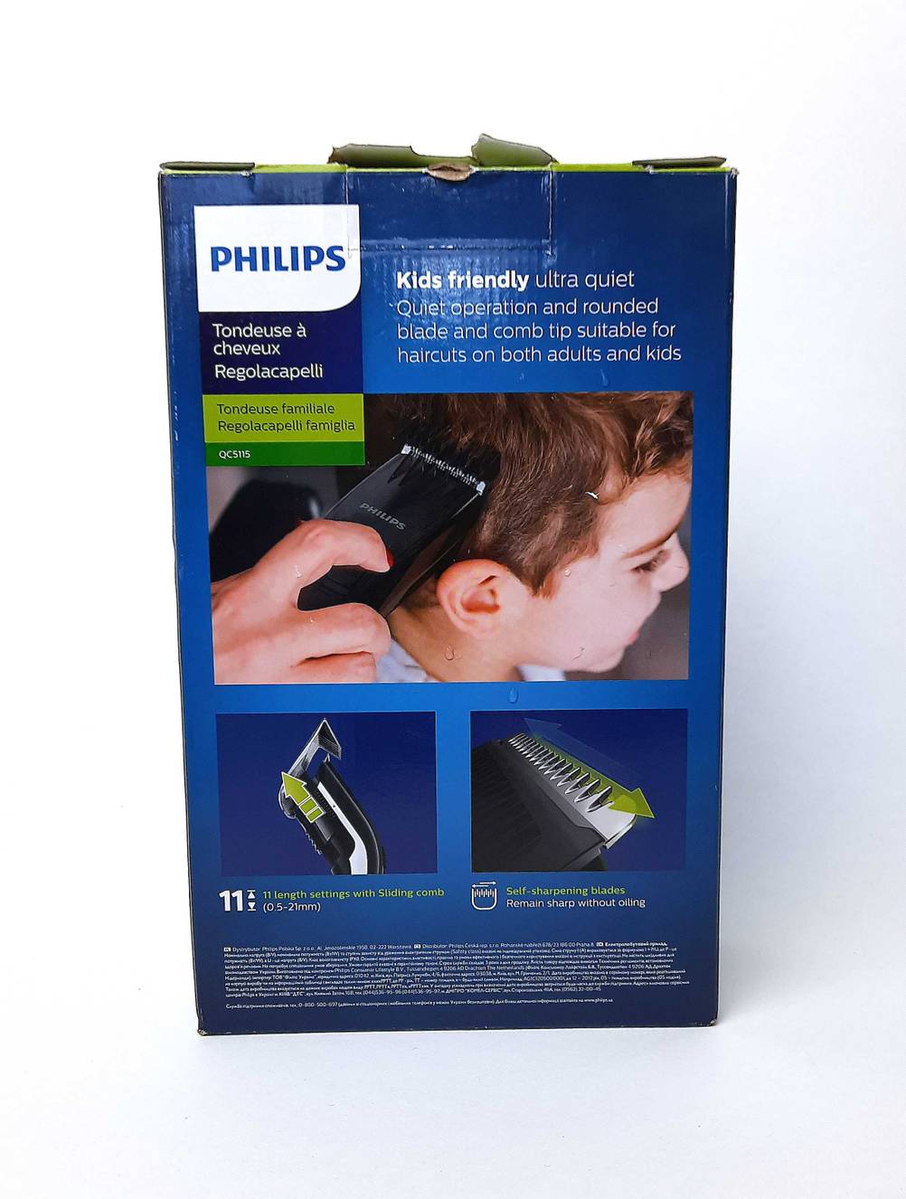 Rückseite der Verpackung der getesteten Haarschneidemaschine mit Kabel.