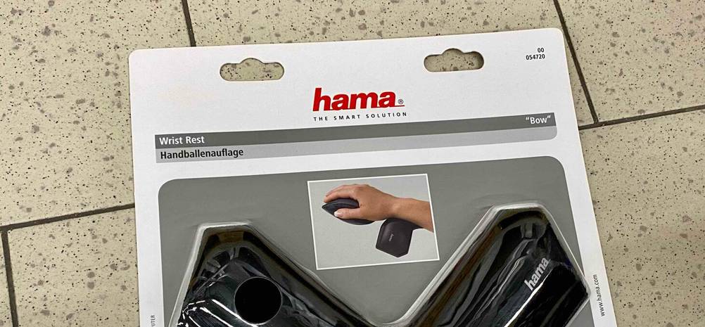 Nahaufnahme der Originalverpackung einer getesteten Handballenauflage mit Logo und Artikelbezeichnung.