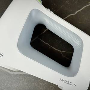 Handmixer getestet: Gummierter Griff des Braun-Handmixers.