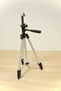 Handy-Stative im Test: Stativ aus Aluminium.