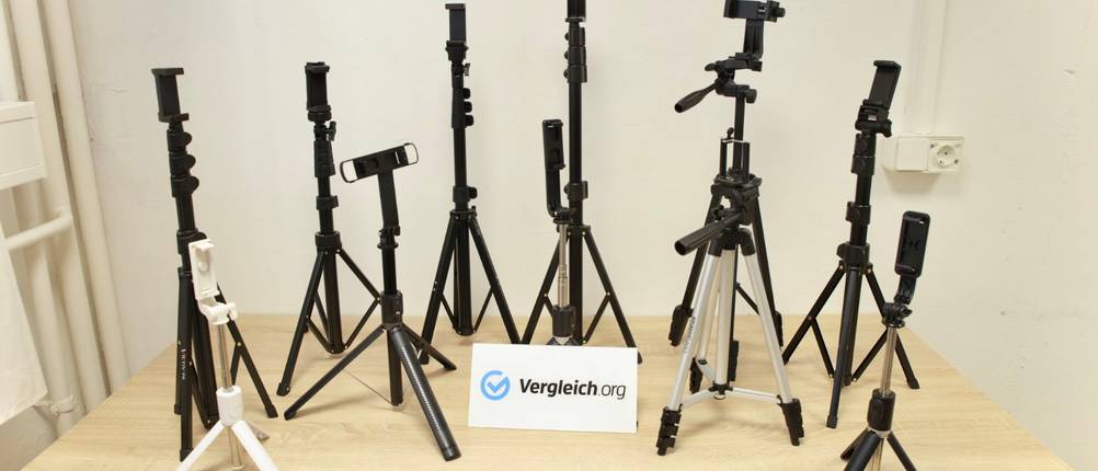 Handy-Stativ-Test: Gesamtaufnahme der Stative.