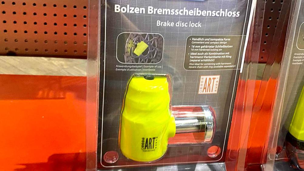 Bremsscheibenschloss im Test: Schloss hat ein gelbes Design.