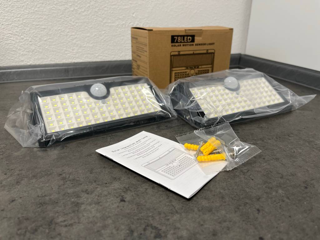 Hetp-SL-78led Solarleuchten-Set Lieferumfang