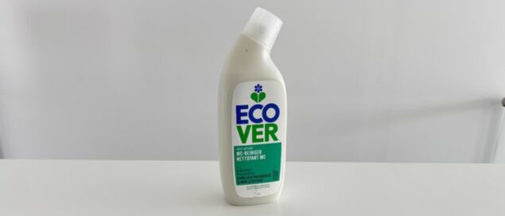 Die Flasche Home Ecover 100446165 steht auf einer Ablagefläche.