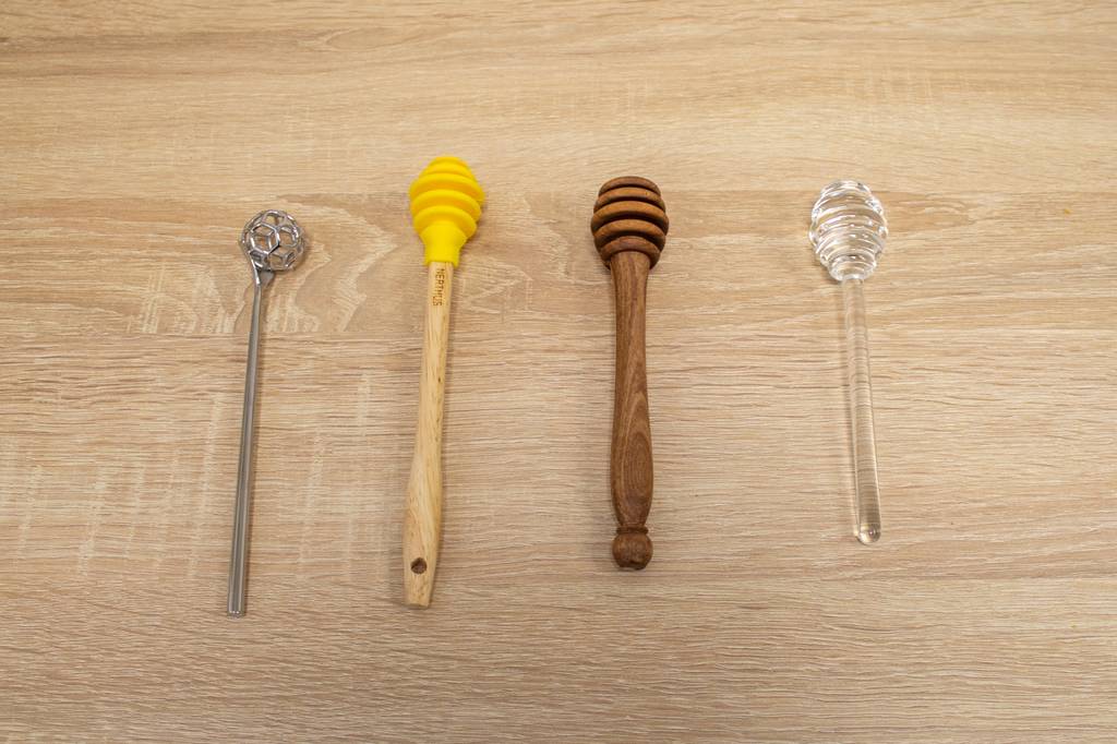 Honiglöffel-Test: Verschiedene Materialien der Honiglöffel.