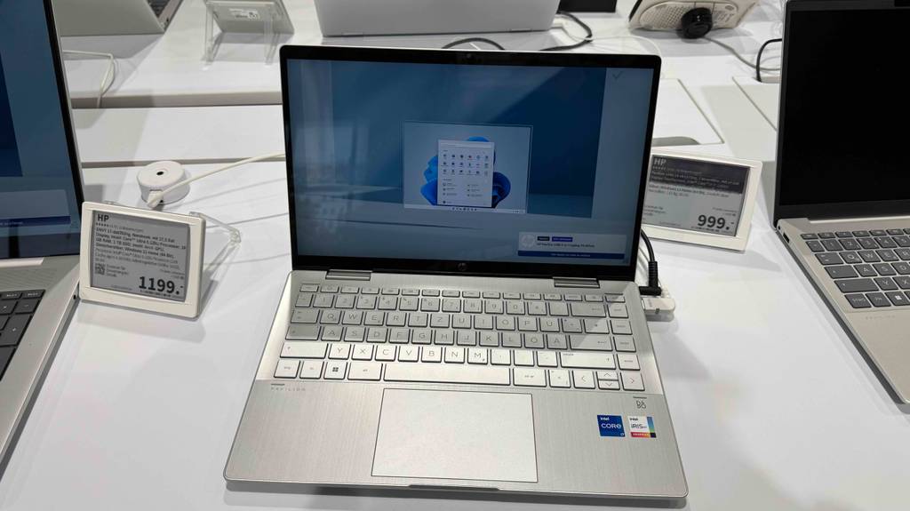 Frontansicht eines getesteten HP Pavilion PCs.