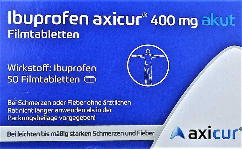 Ibuprofen im Test: Nahaufnahme der Verpackung mit Informationen.