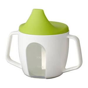 Der Börja Trinklernbecher von Ikea.