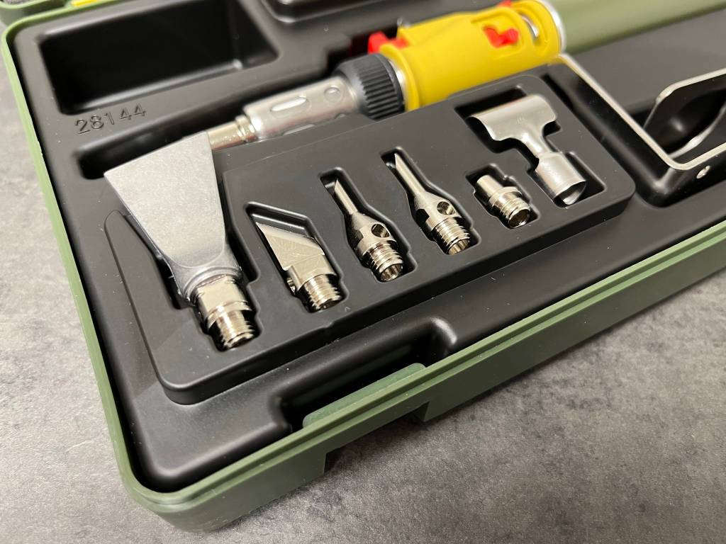 Proxxon im Koffer mit Aufsätzen.