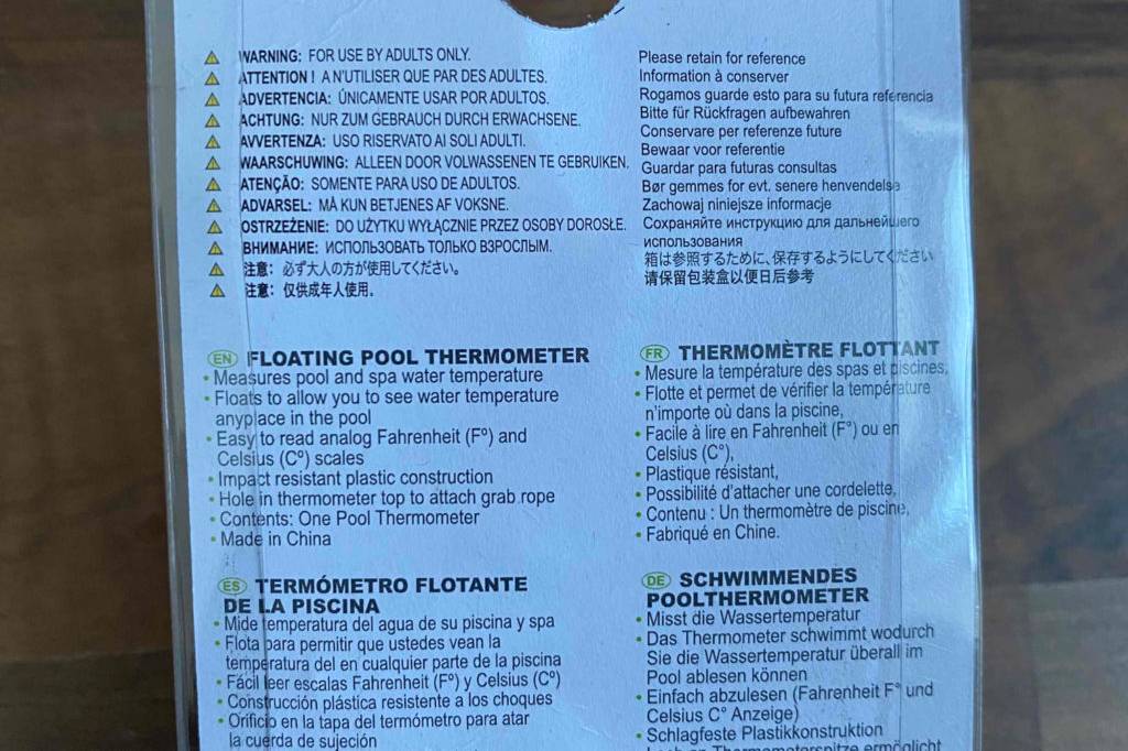 Im Test: Rückseite einer Poolthermometer-Verpackung von Intex.