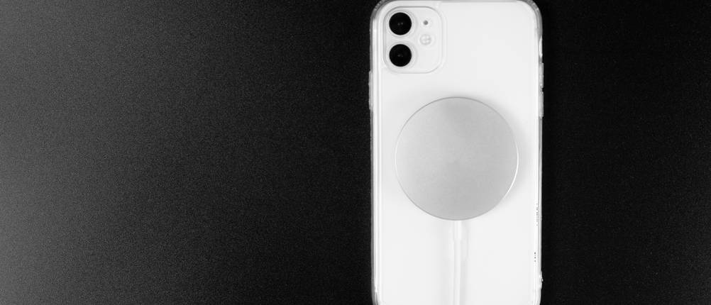 iPhone-14-Hülle-MagSafe-Test