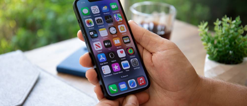 iphone-14-pro-clear-case-test