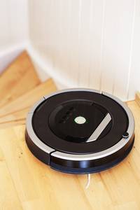 Um iRobot-Testsieger-Potenzial zu haben, sollten die Geräte über Absturz-, Hindernis und Schmutzsensoren verfügen.