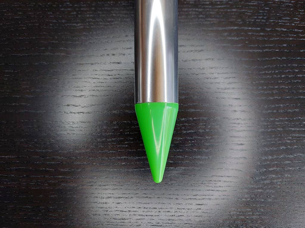 Die grüne Spitze eines Maulwurfschrecks. 