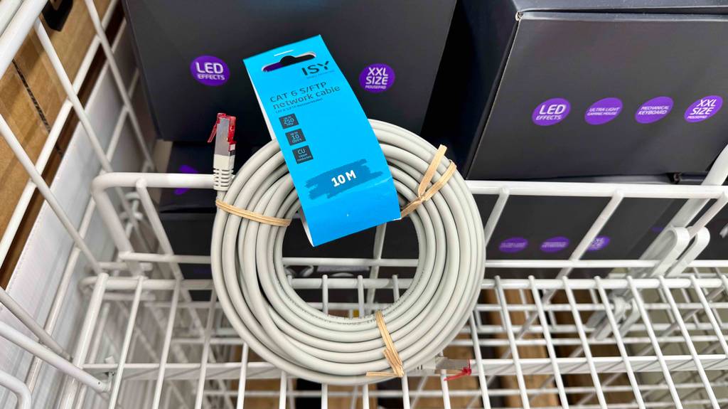 Cat6-Kabel im Test: Auf dem Kartonetikett ist die Länge angegeben.