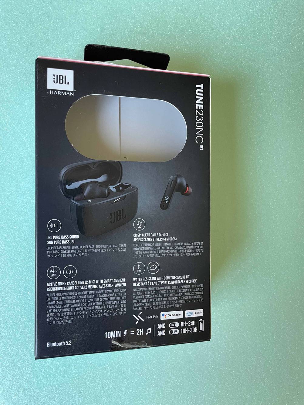 Verpackung von getesteten JBL-In-Ear-Kopfhörern. 