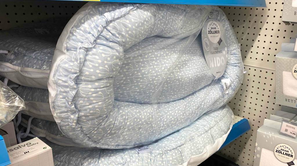 Babynest-Test: Produkt liegt im Verkaursregal.