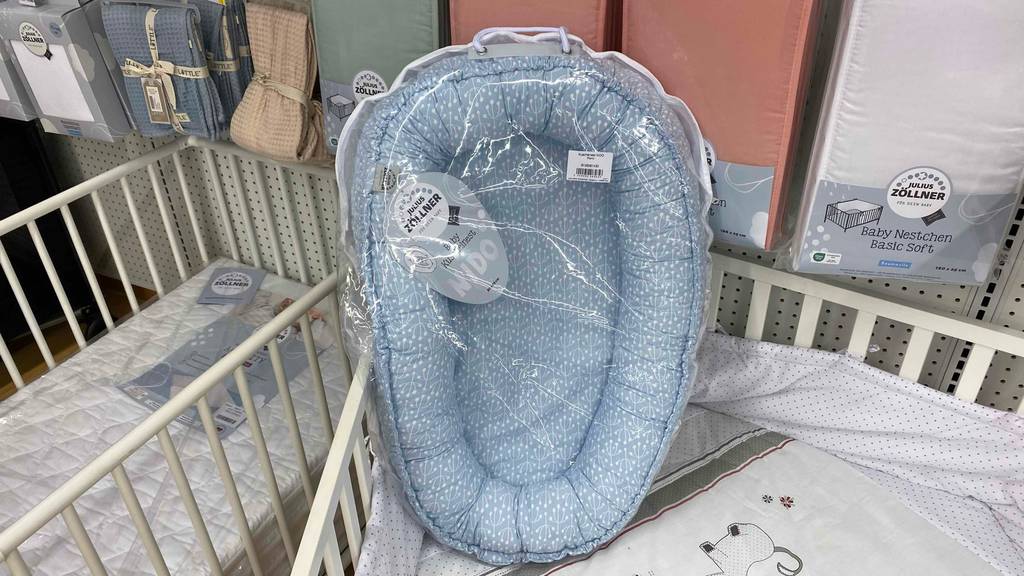 Babynest im Test: Babynest in durchsichtiger Verpackung.