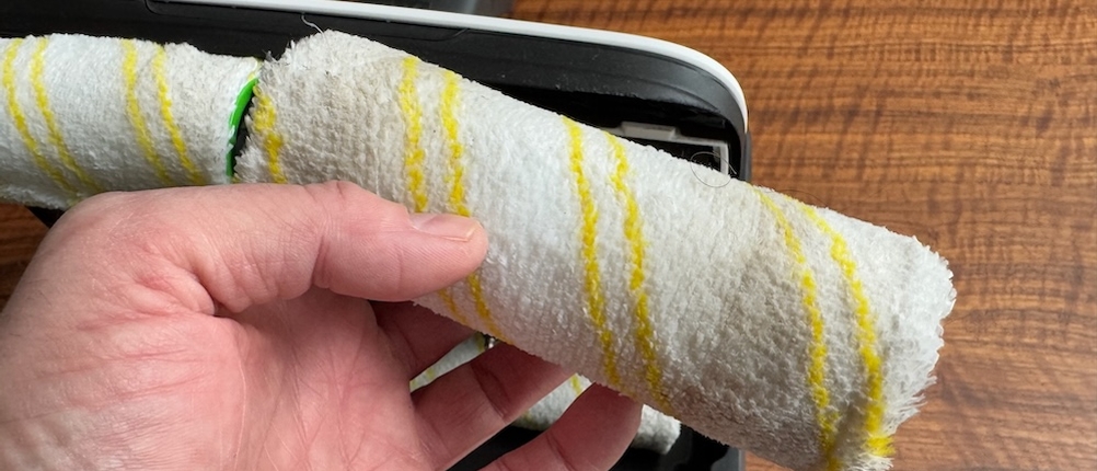 Verschmutzte Bürste beim Kärcher FC 7