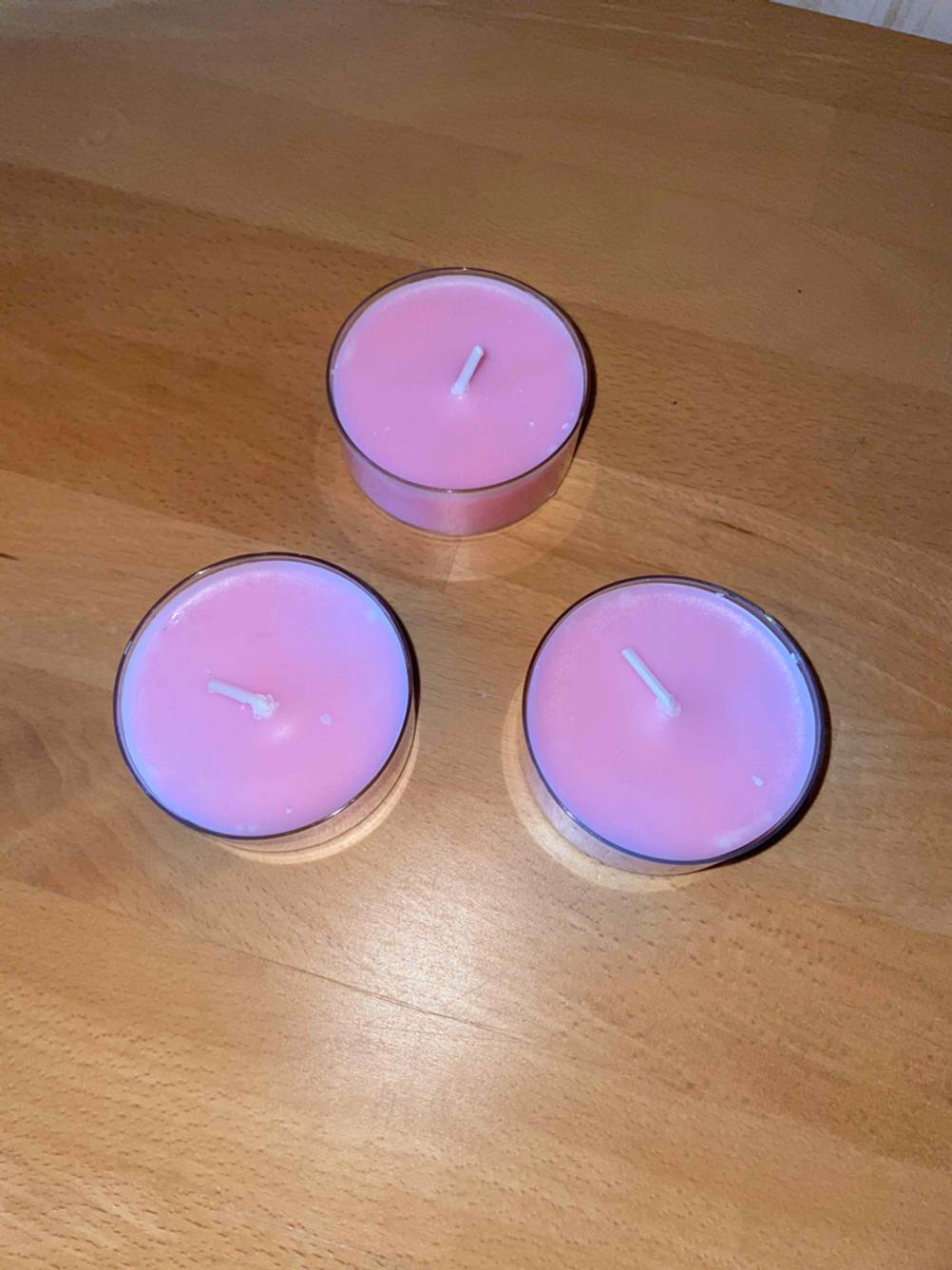 3 gleichfarbige Duftkerzen